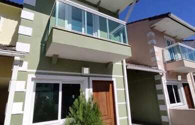 Imagem: A casa em condomínio possui 4 Dormitórios, 3 Banheiros, 2