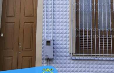 Imagem: Casa com 02 quartos - Bairro Centro