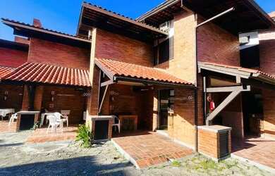 Imagem: A casa em condomínio possui 2 Dormitórios, 2 Banheiros, 1