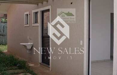 Imagem: A casa possui 3 Dormitórios, 2 Banheiros, 1 Vaga na garagem