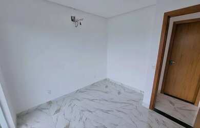 Imagem: O apartamento possui 3 Dormitórios, 2 Banheiros, 70m² de Área