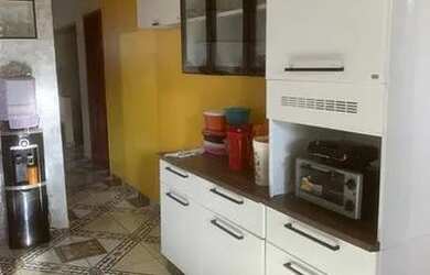 Imagem: A casa possui 2 Dormitórios, 2 Banheiros e 95m² de Área e