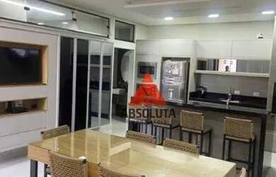 Imagem: A casa possui 3 Dormitórios, 2 Banheiros, 2 Vagas na garagem