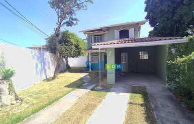 Imagem: A casa para alugar possui 4 Dormitórios, 2 Banheiros, 3 Vagas