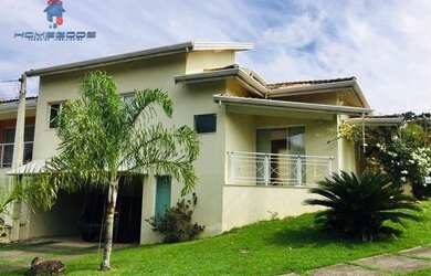 Imagem: A casa em condomínio possui 3 Dormitórios, 4 Banheiros, 4