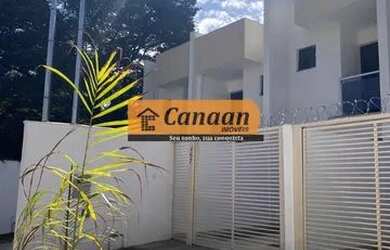 Imagem: A casa possui 3 Dormitórios, 2 Banheiros, 3 Vagas na garagem