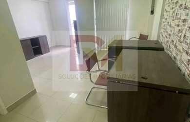 Imagem: O depósito possui 1 Vaga na garagem, 46m² de Área e está