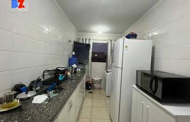 Imagem: O apartamento possui 1 Dormitório, 1 Banheiro, 1 Vaga na garagem