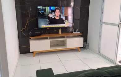 Imagem: A casa possui 2 Dormitórios, 1 Banheiro e está localizado