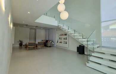 Imagem 4: Imóvel para venda possui 341 metros quadrados com 6 quartos