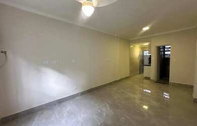 Imagem 2: Kitnet à venda com 33m2 para 1 quarto, e 1 vaga rorativa em Canto do Forte - Praia Grande