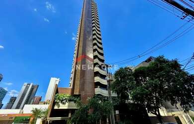 Imagem: O apartamento possui 4 Dormitórios, 3 Banheiros, 2 Vagas na