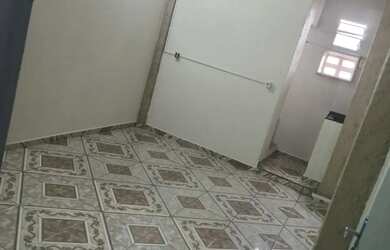 Imagem: A kitnet possui 1 Dormitório e 1 Banheiro e está localizado