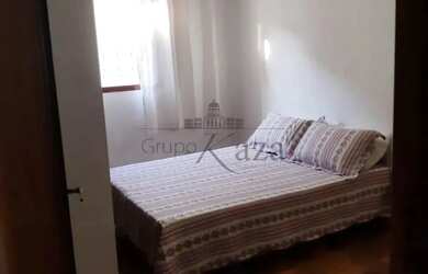 Imagem 10: Casa Térrea com Edícula - Jardim Satélite - 3 Dormitórios - 180m²