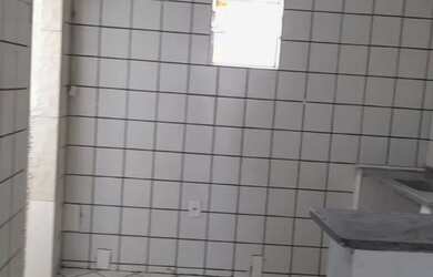 Imagem 3: Alugo uma casa de dois quartos, sala ,banheiro, cozinha e área de serviço