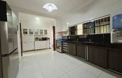 Imagem 3: Casa Moderna em Parnamirim - 3 Quartos e Lazer