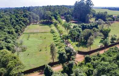 Imagem: A fazenda possui 667m² de Área e está localizado em Cataratas