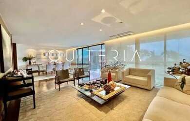 Imagem: O apartamento possui 4 Dormitórios, 5 Banheiros, 3 Vagas na