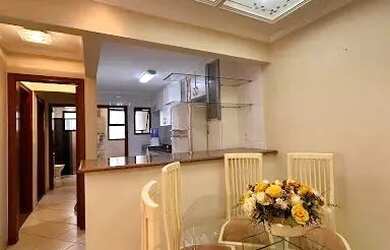 Imagem: O apartamento possui 2 Dormitórios, 1 Banheiro, 2 Vagas na