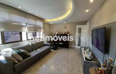 Imagem: O apartamento possui 4 Dormitórios, 3 Banheiros, 2 Vagas na