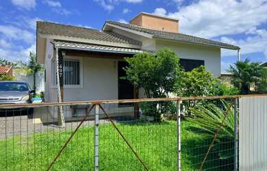 Imagem: A casa possui 2 Dormitórios, 1 Banheiro, 64m² de Área e