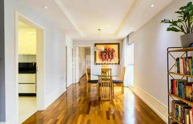 Imagem: O apartamento possui 2 Dormitórios, 3 Banheiros, 1 Vaga na