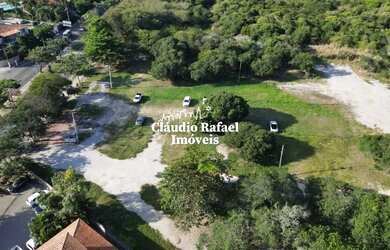 Imagem: O terreno possui 9.363m² de Área e está localizado em Armação