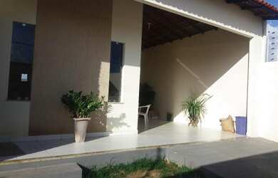 Imagem 2: Alugo Casa Paragominas. 220m² de Área, 2 Vagas na garageme3 Dormitórios