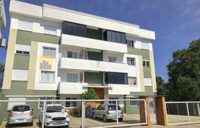 Imagem: O apartamento possui 3 Dormitórios, 1 Banheiro, 1 Vaga na garagem