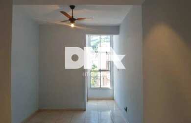 Imagem: O apartamento possui 3 Dormitórios, 2 Banheiros, 90m² de Área