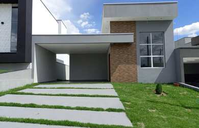 Imagem: A casa em condomínio possui 2 Dormitórios, 1 Banheiro, 2 Vagas