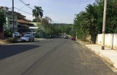 Imagem: O terreno possui 2.600m² de Área e está localizado em Jardim