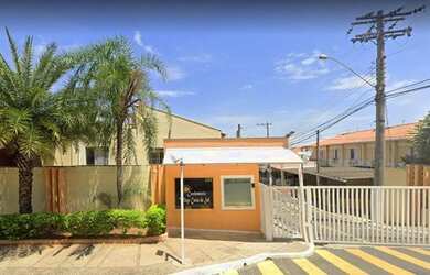 Imagem: A casa em condomínio possui 2 Dormitórios, 2 Banheiros, 2