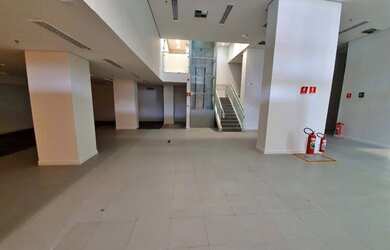 Imagem 2: Loja para aluguel com 515m2 no Salvador Prime