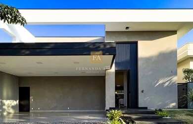 Imagem: A casa em condomínio possui 4 Dormitórios, 5 Banheiros, 4