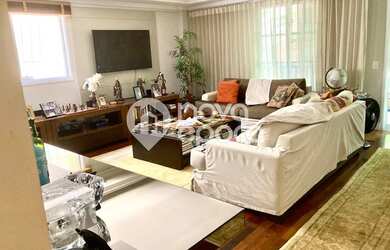 Imagem: O apartamento possui 4 Dormitórios, 5 Banheiros, 2 Vagas na