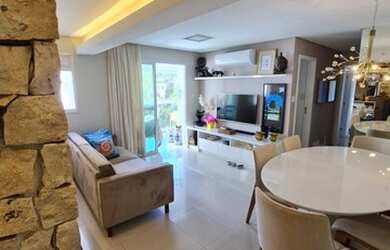 Imagem: O apartamento possui 2 Dormitórios, 2 Banheiros, 2 Vagas na