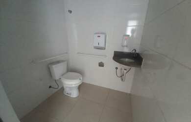 Imagem 11: Ponto comercial em Posto de Gasolina em Avenida de grande fluxo no bairro...