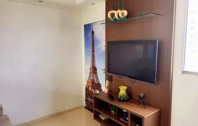 Imagem: O apartamento possui 2 Dormitórios, 1 Banheiro, 1 Vaga na garagem