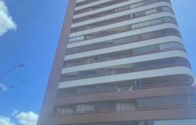 Imagem: O apartamento possui 4 Dormitórios, 4 Banheiros, 3 Vagas na