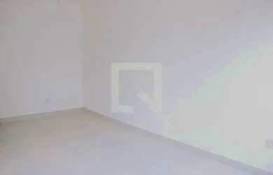 Imagem: A casa em condomínio possui 2 Dormitórios, 3 Banheiros, 1