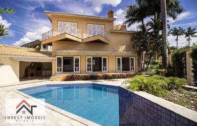 Imagem: A casa para alugar possui 4 Dormitórios, 5 Banheiros, 4 Vagas