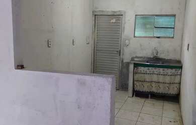 Imagem: A casa possui 2 Dormitórios, 1 Banheiro, 111m² de Área e