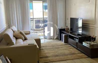 Imagem: O apartamento possui 3 Dormitórios, 2 Banheiros, 1 Vaga na