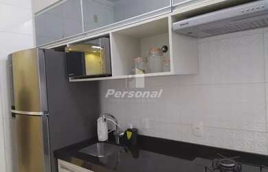 Imagem: O apartamento possui 2 Dormitórios, 1 Banheiro, 1 Vaga na garagem