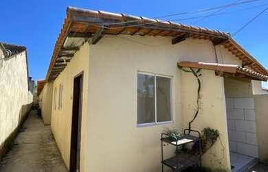 Imagem: A casa possui 1 Dormitório, 1 Banheiro, 40m² de Área e está