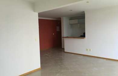 Imagem: O apartamento possui 2 Dormitórios, 2 Banheiros, 2 Vagas na