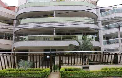 Imagem: O apartamento possui 3 Dormitórios, 3 Banheiros, 2 Vagas na