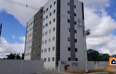 Imagem: O apartamento possui 3 Dormitórios, 1 Banheiro, 1 Vaga na garagem