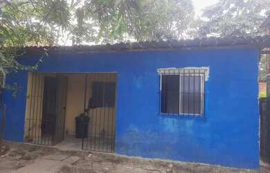 Imagem: A casa possui 1 Dormitório, 1 Banheiro, 2 Vagas na garagem